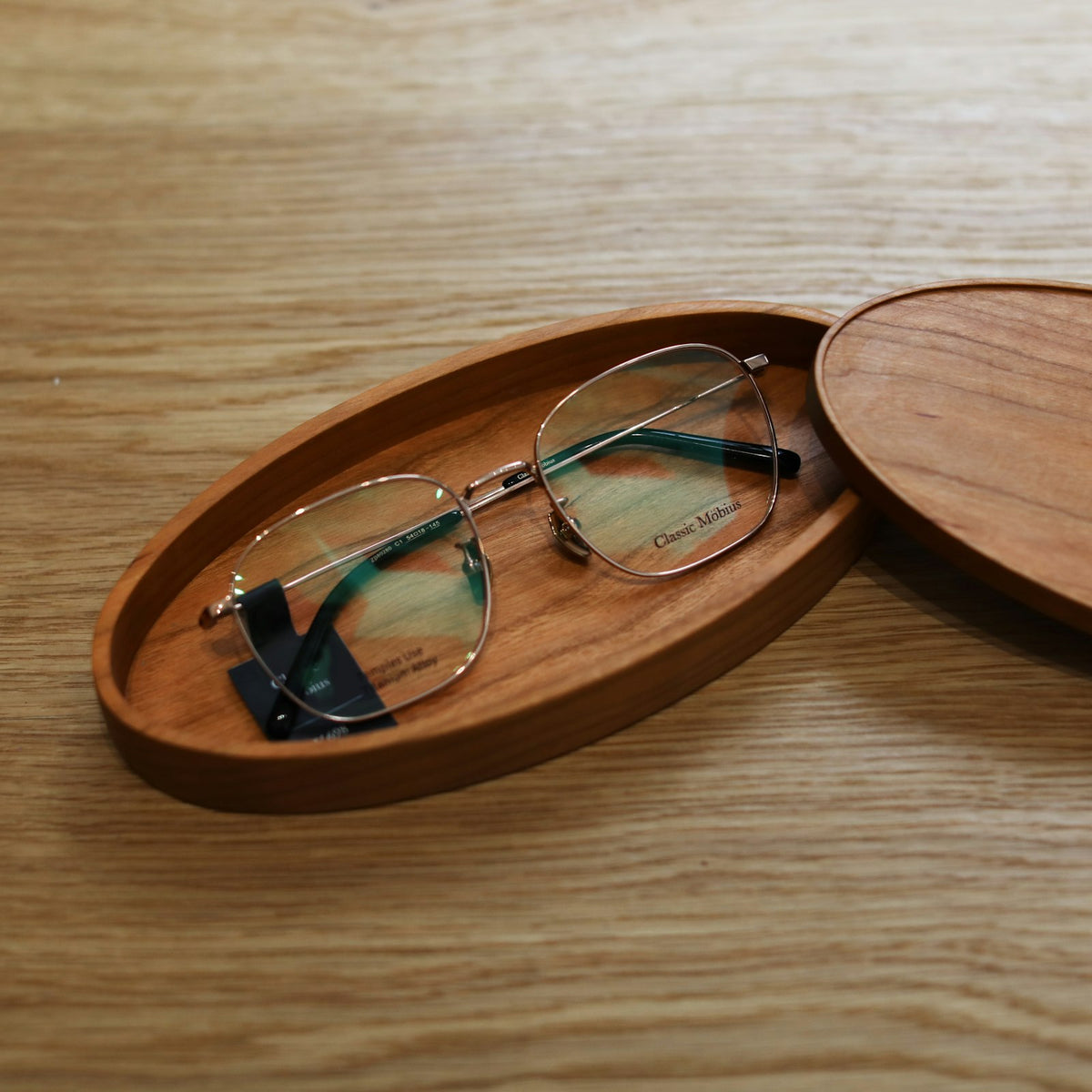 GLASSES CHAIN